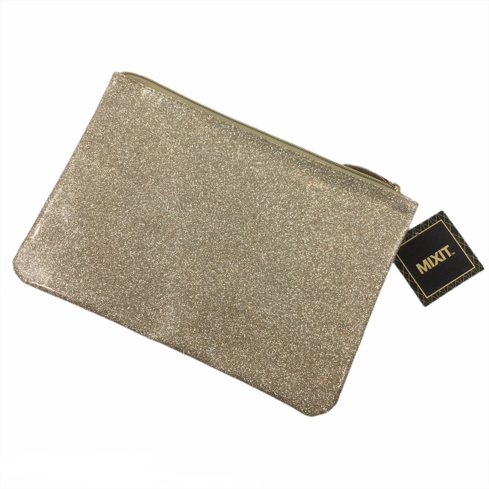 Girls Night Pouch, Makeup bag, Metal Color (Gold)